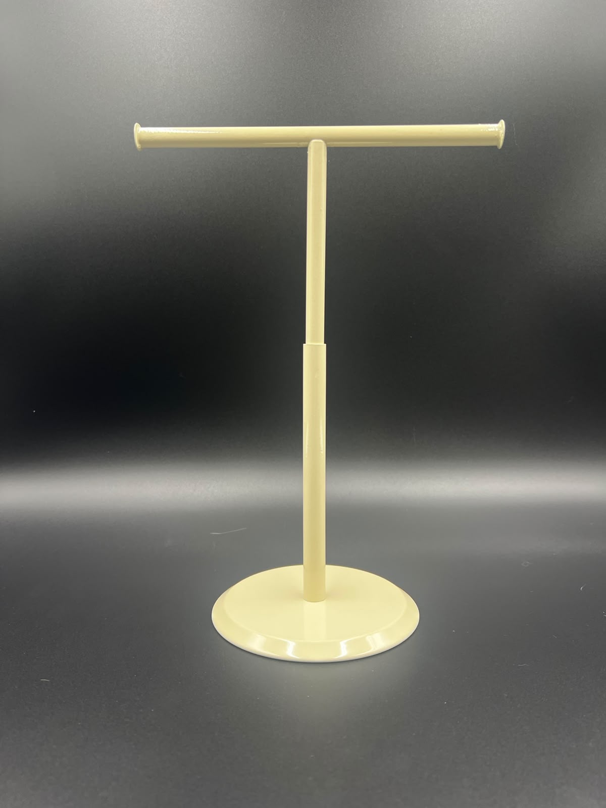 Eyeglass Cord Holder Stand – Stylish & Organized Eyewear Accessory Display